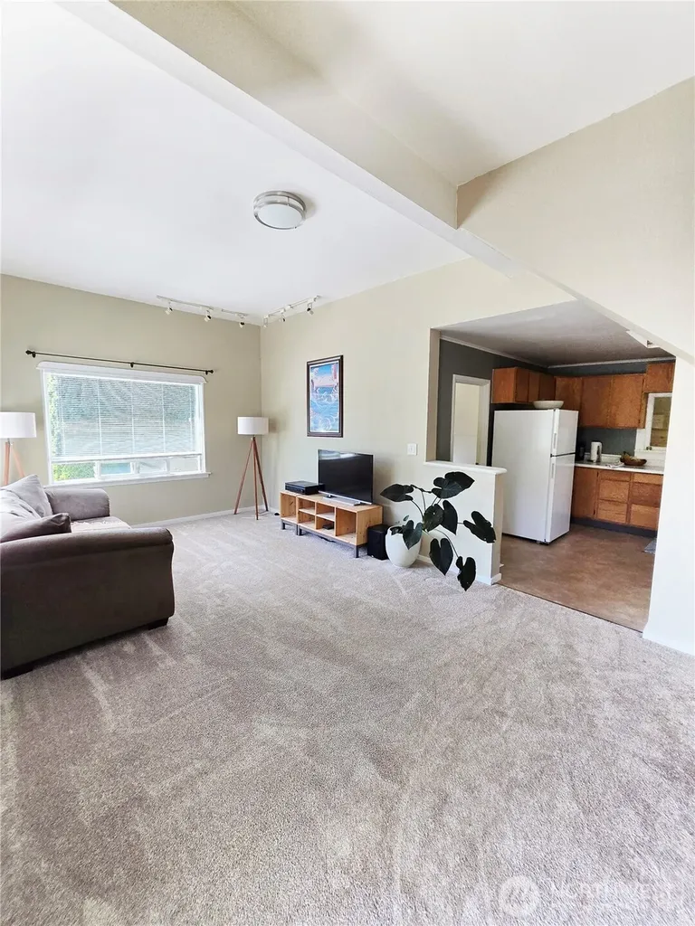 1009 Mclean Road Mount Vernon WA 98273