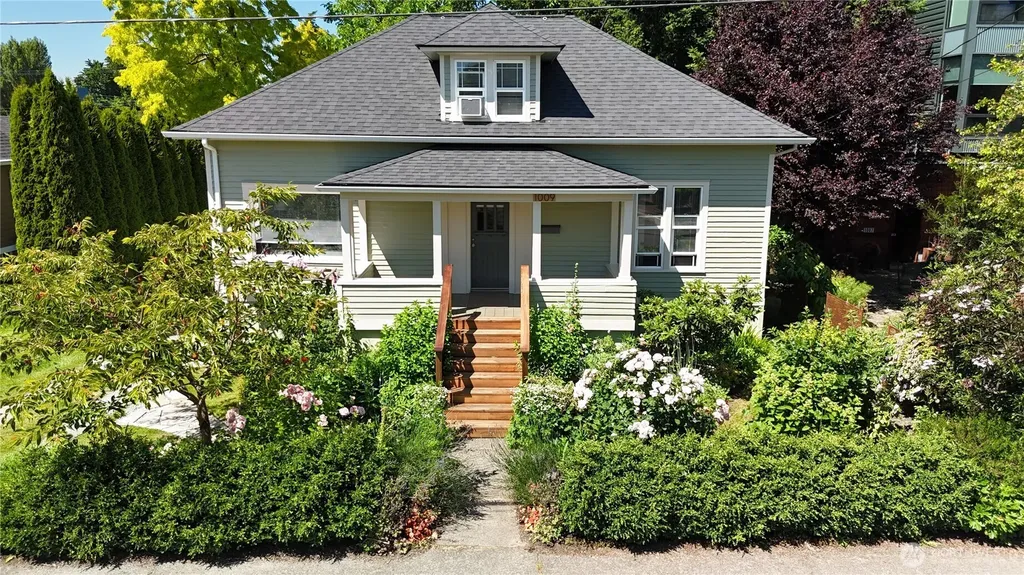 1009 Mclean Road Mount Vernon WA 98273