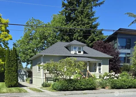 1009 Mclean Road Mount Vernon WA 98273