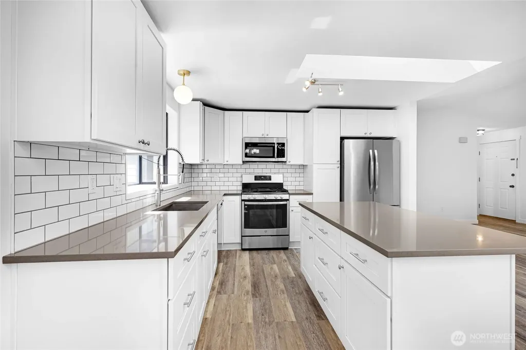 7815 NE 167th Street Kenmore WA 98028