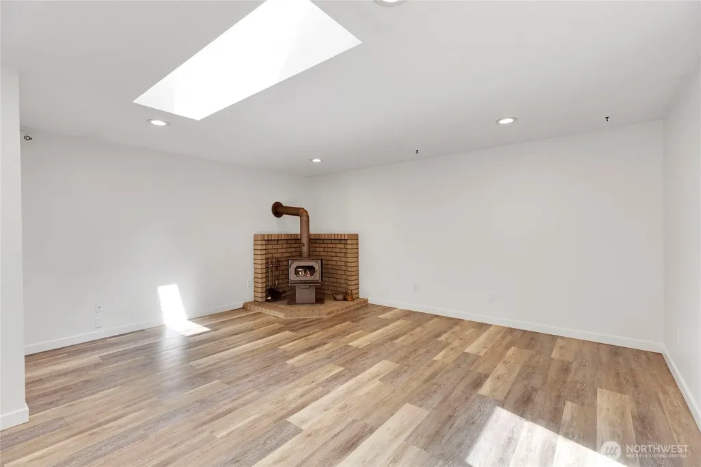 7815 NE 167th Street Kenmore WA 98028