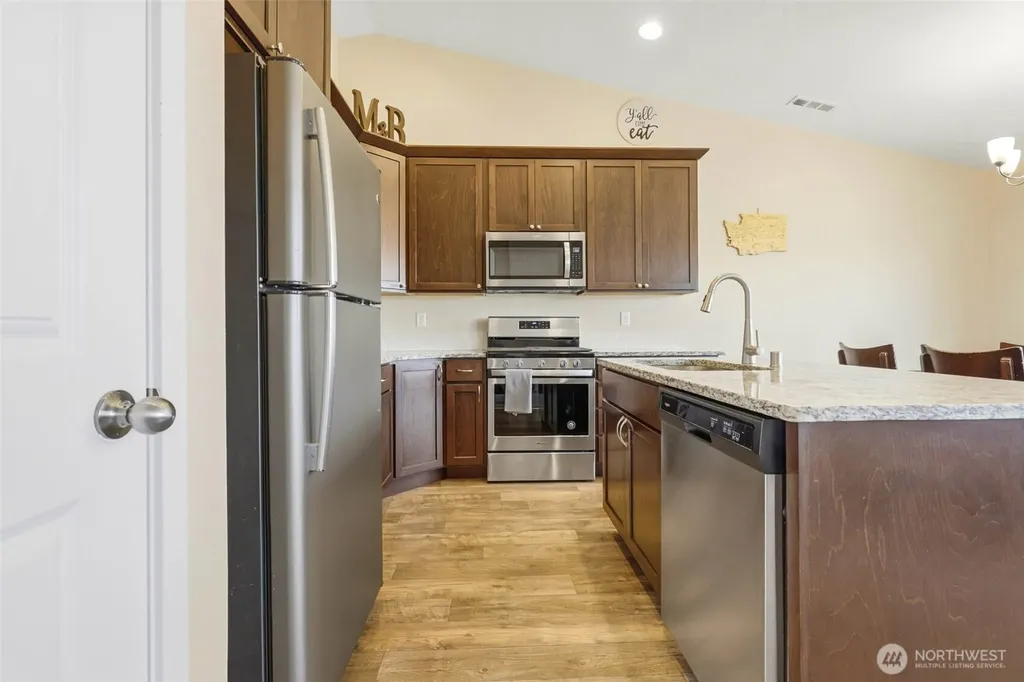6212 Ramus Lane Pasco WA 99301