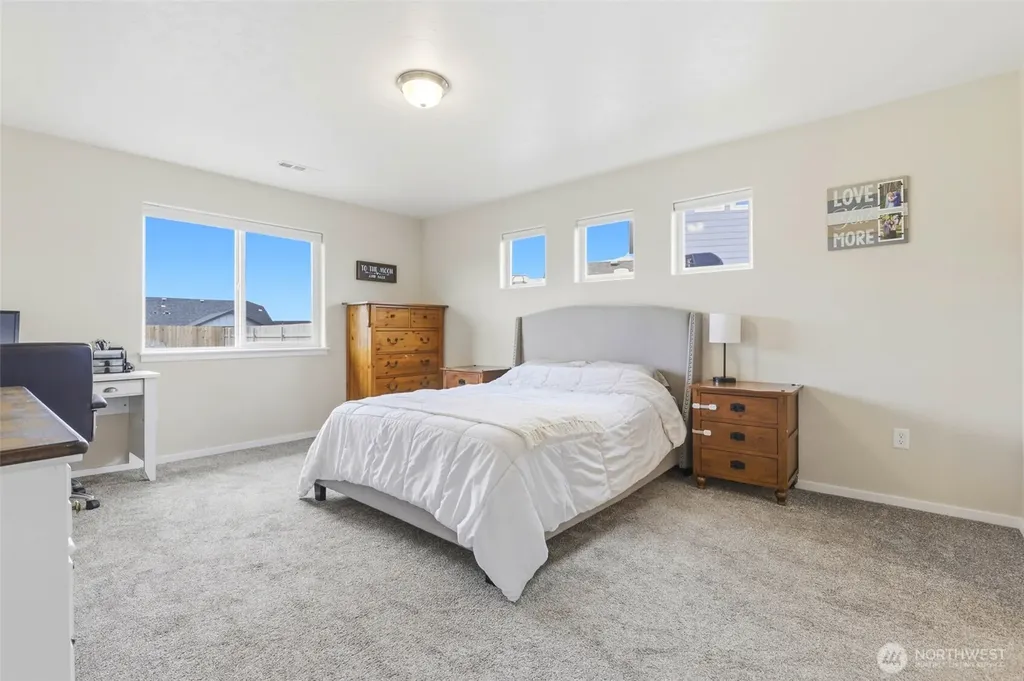 6212 Ramus Lane Pasco WA 99301