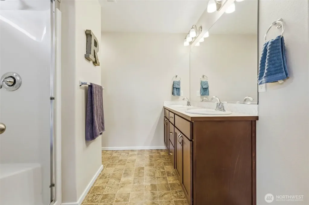 6212 Ramus Lane Pasco WA 99301