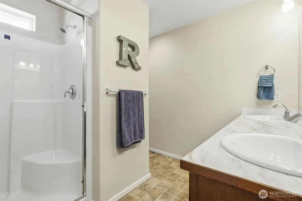 6212 Ramus Lane Pasco WA 99301