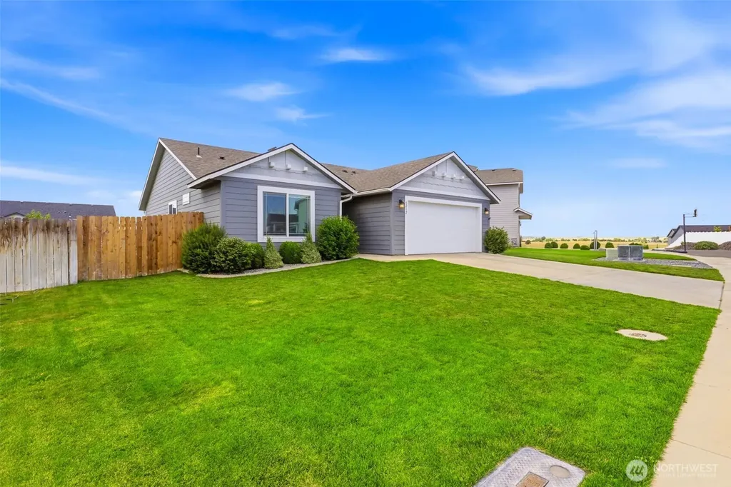 6212 Ramus Lane Pasco WA 99301