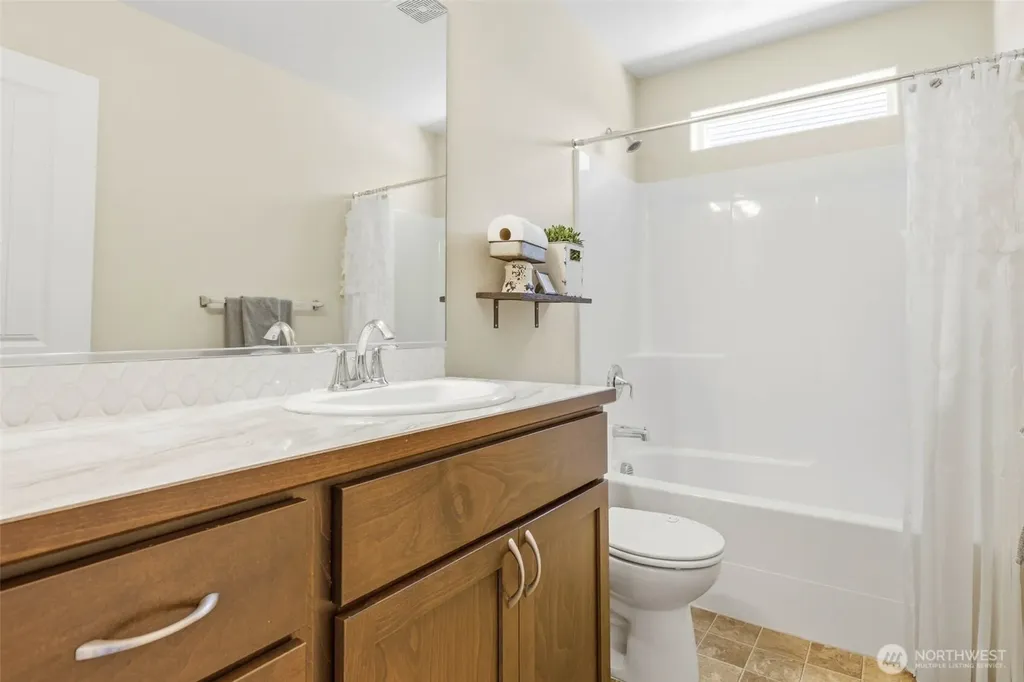 6212 Ramus Lane Pasco WA 99301