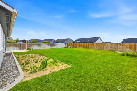 6212 Ramus Lane Pasco WA 99301