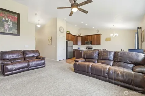 6212 Ramus Lane Pasco WA 99301