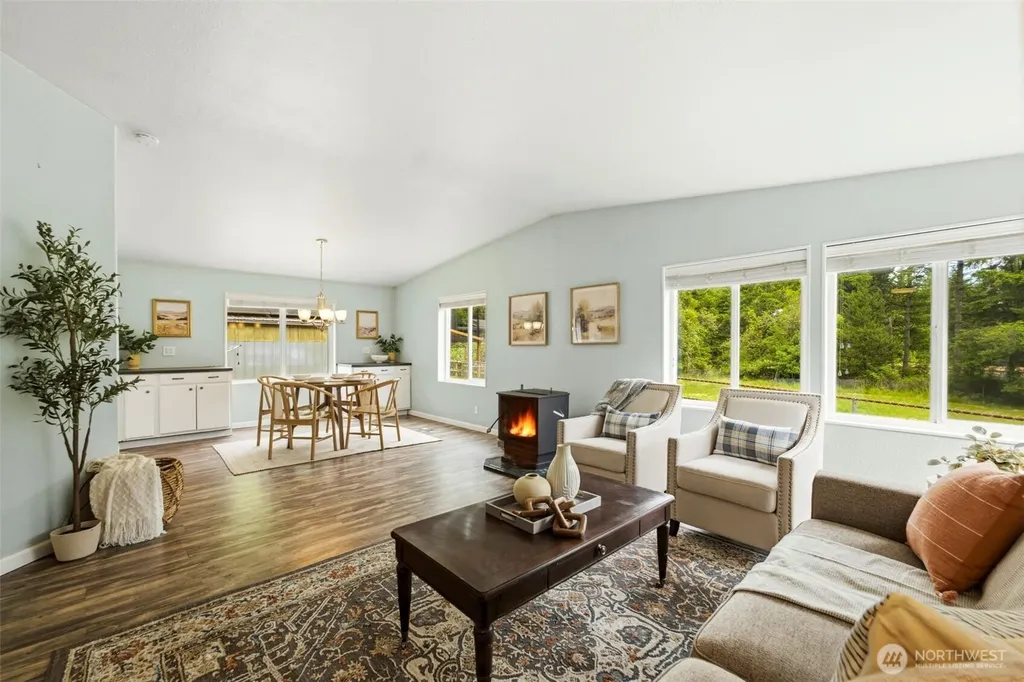 4763 SW Paradise Lane Port Orchard WA 98367