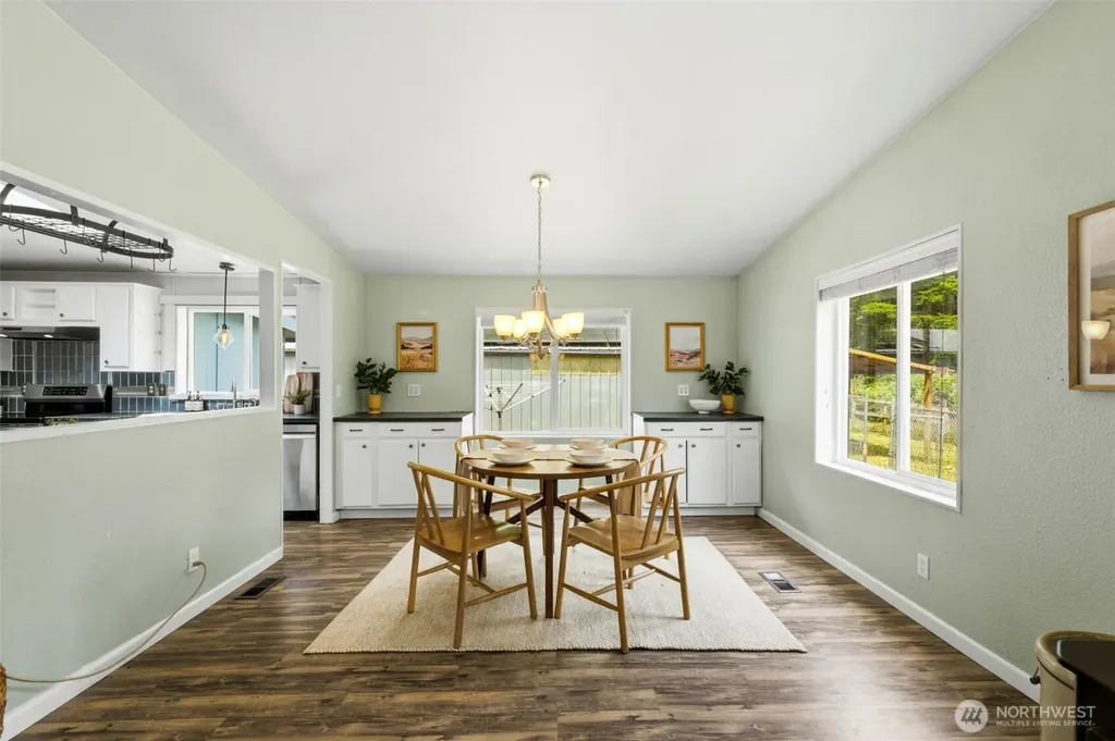 4763 SW Paradise Lane Port Orchard WA 98367