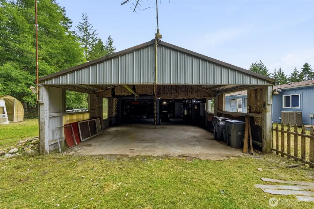 4763 SW Paradise Lane Port Orchard WA 98367