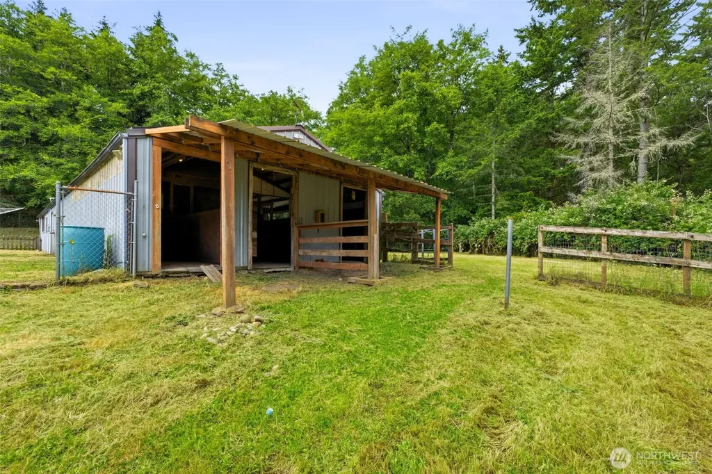 4763 SW Paradise Lane Port Orchard WA 98367