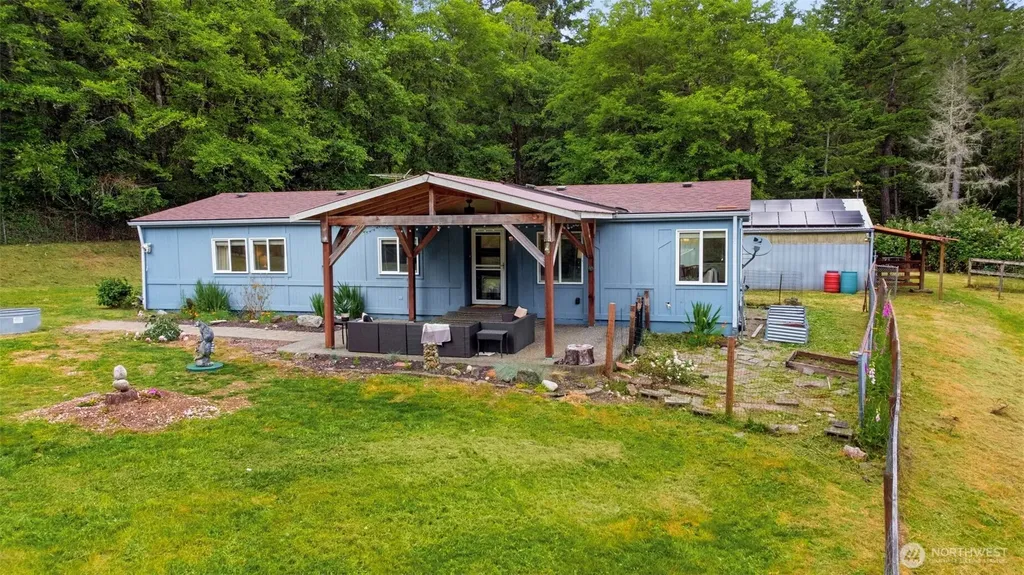 4763 SW Paradise Lane Port Orchard WA 98367