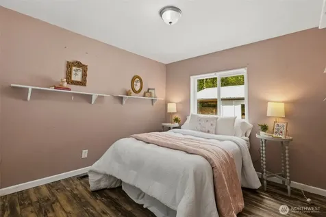 4763 SW Paradise Lane Port Orchard WA 98367