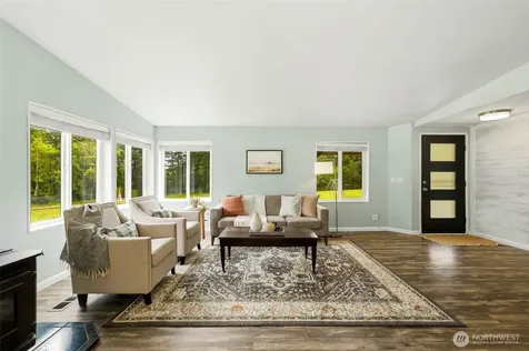4763 SW Paradise Lane Port Orchard WA 98367