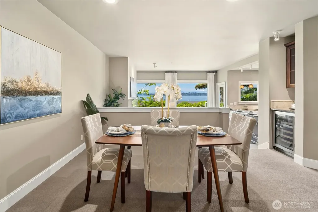 5404 Lake Washington Boulevard NE Kirkland WA 98033