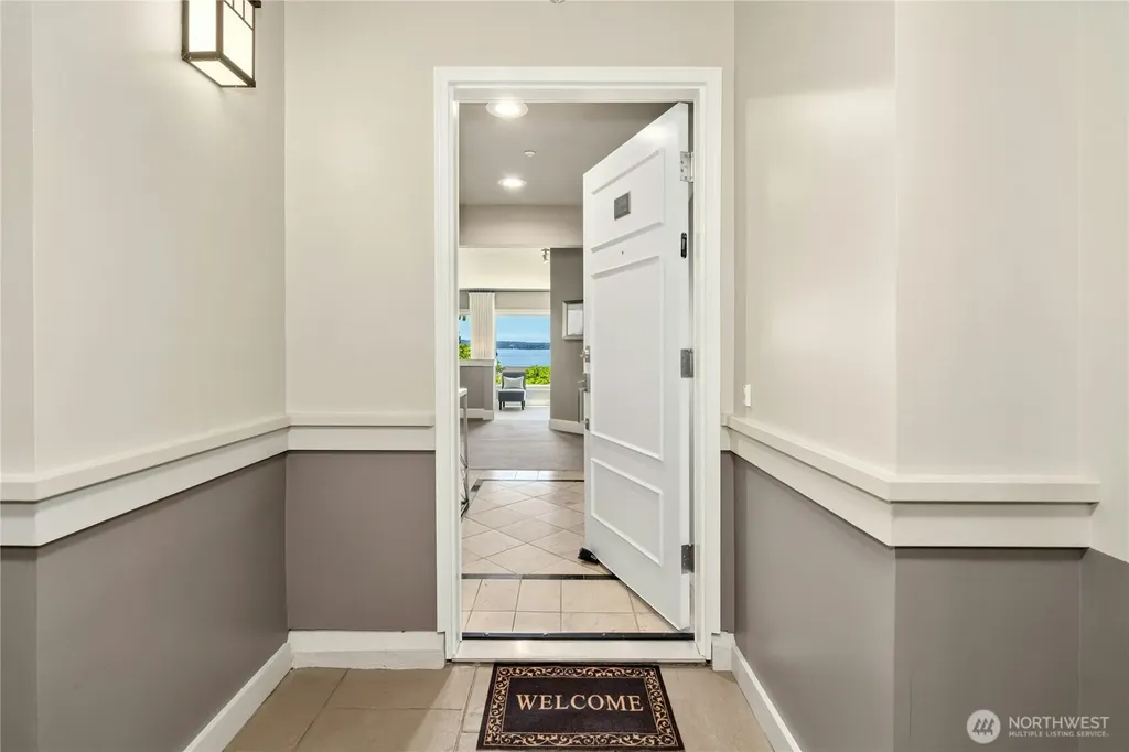 5404 Lake Washington Boulevard NE Kirkland WA 98033
