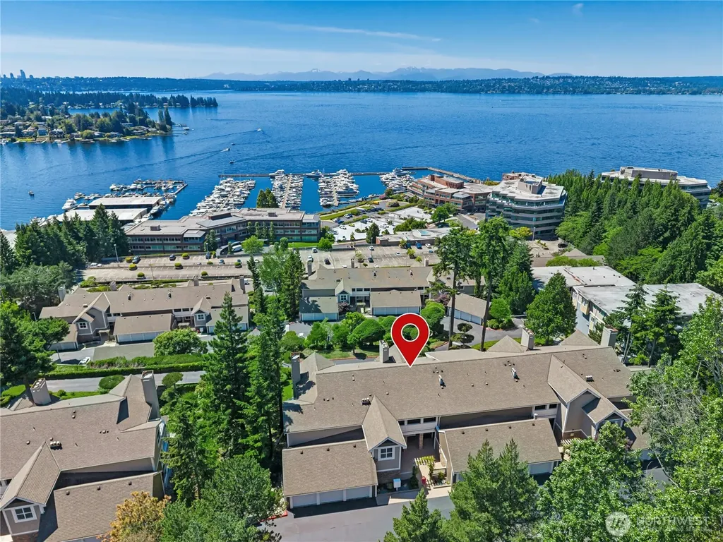 5404 Lake Washington Boulevard NE Kirkland WA 98033