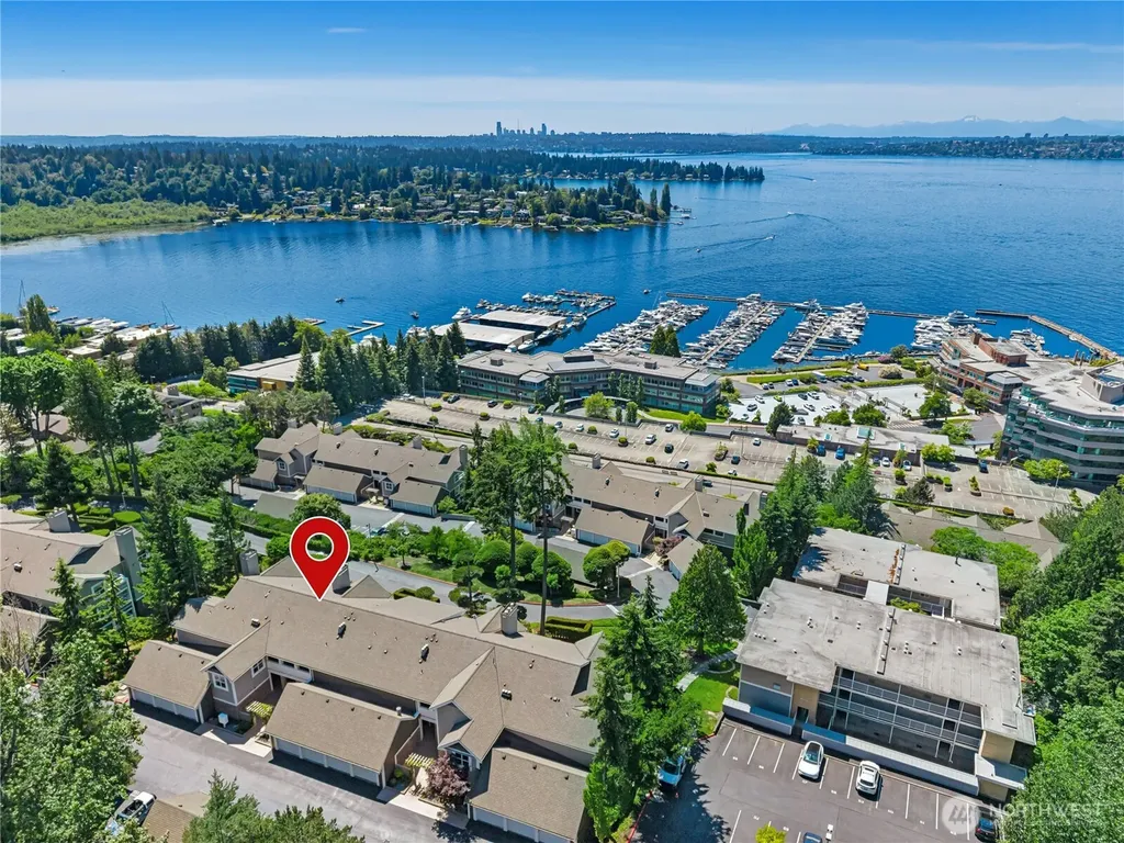 5404 Lake Washington Boulevard NE Kirkland WA 98033