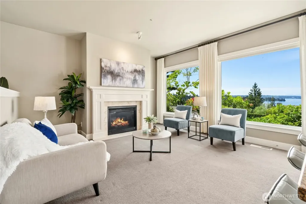 5404 Lake Washington Boulevard NE Kirkland WA 98033