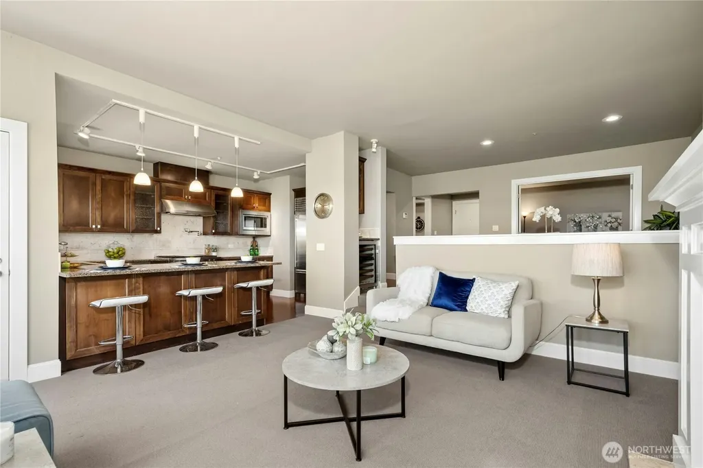 5404 Lake Washington Boulevard NE Kirkland WA 98033