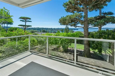5404 Lake Washington Boulevard NE Kirkland WA 98033