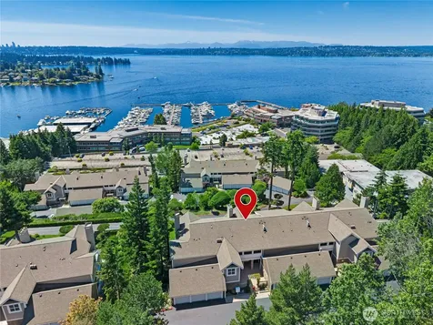 5404 Lake Washington Boulevard NE Kirkland WA 98033