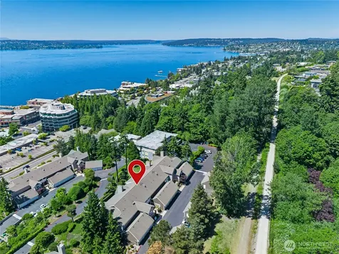 5404 Lake Washington Boulevard NE Kirkland WA 98033