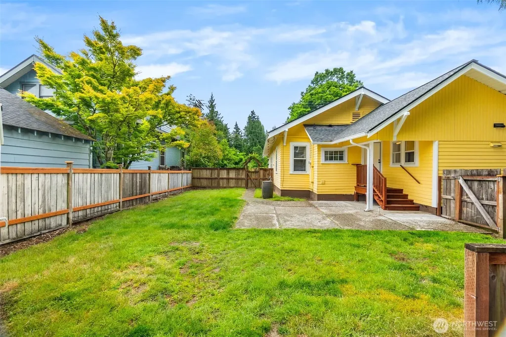324 18th Avenue SE Olympia WA 98501