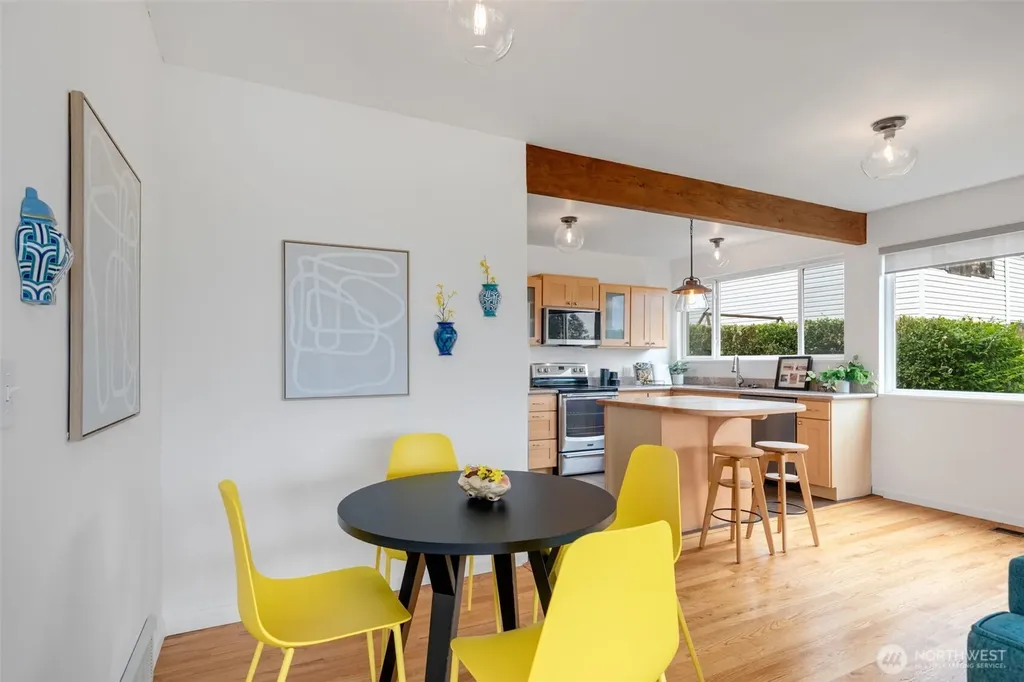 3511 S Thistle Street Seattle WA 98118