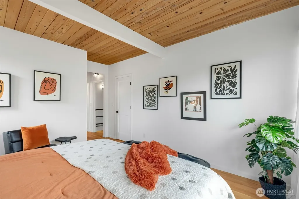 3511 S Thistle Street Seattle WA 98118