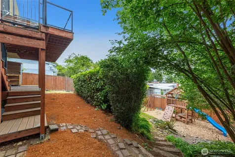 3511 S Thistle Street Seattle WA 98118