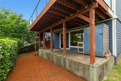 3511 S Thistle Street Seattle WA 98118
