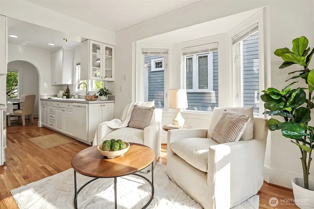338 NW 79th Street Seattle WA 98117