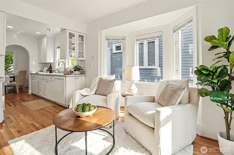 338 NW 79th Street Seattle WA 98117