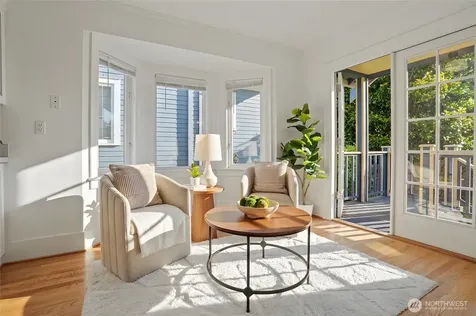 338 NW 79th Street Seattle WA 98117
