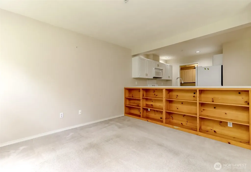 2037 S 368th Place Federal Way WA 98003