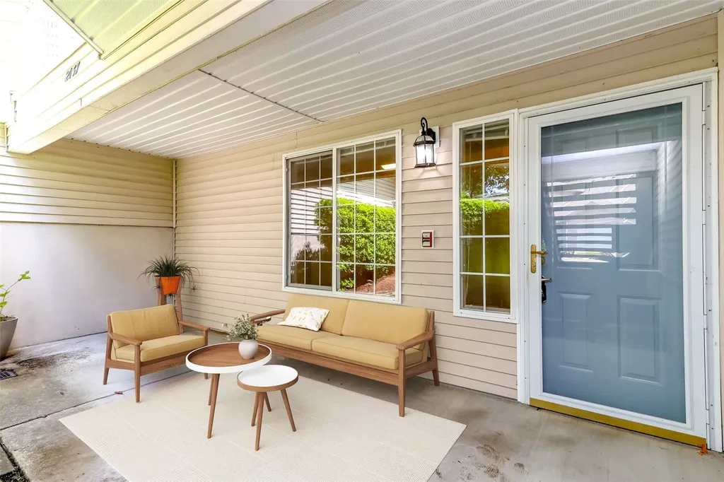 2037 S 368th Place Federal Way WA 98003