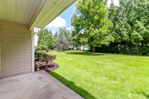 2037 S 368th Place Federal Way WA 98003