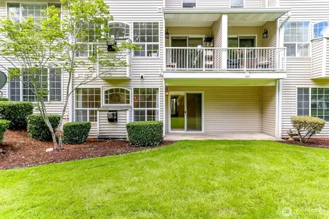 2037 S 368th Place Federal Way WA 98003