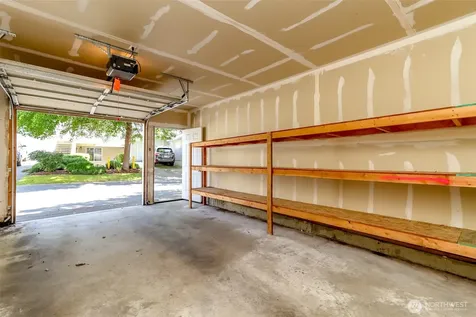 2037 S 368th Place Federal Way WA 98003