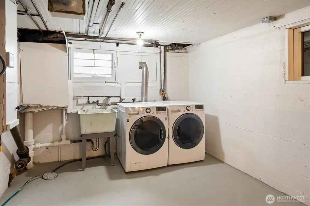 3607 Hoyt Avenue Everett WA 98201