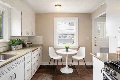 3607 Hoyt Avenue Everett WA 98201