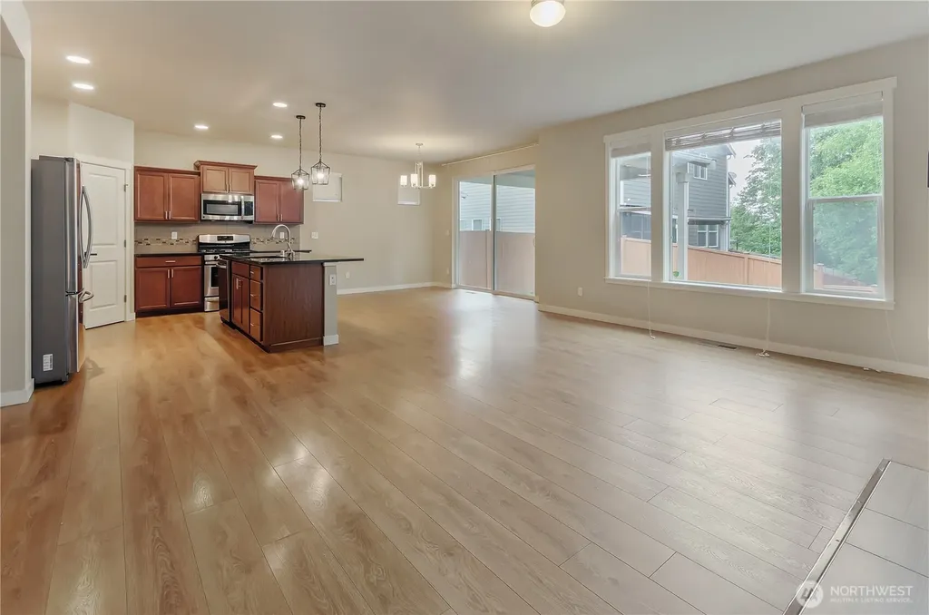 7623 163rd Street Ct E Puyallup WA 98375