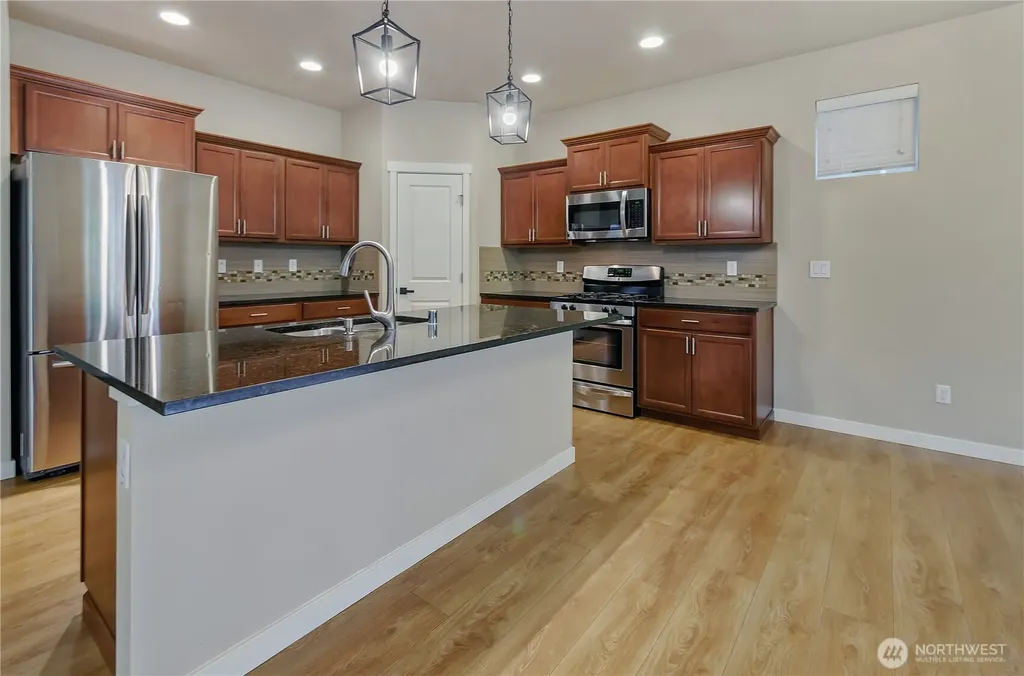 7623 163rd Street Ct E Puyallup WA 98375