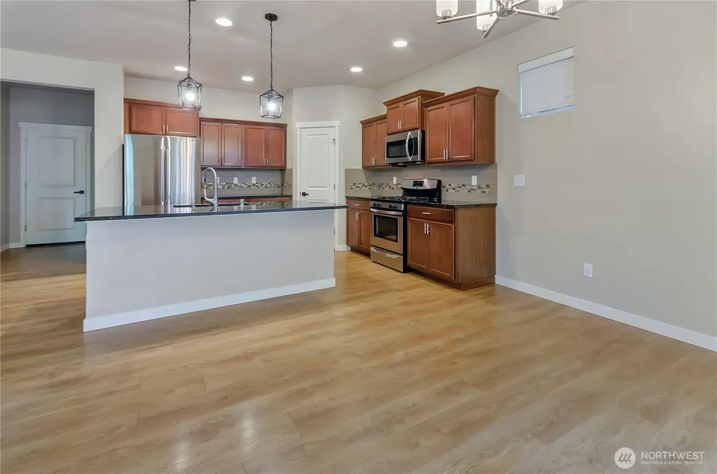 7623 163rd Street Ct E Puyallup WA 98375