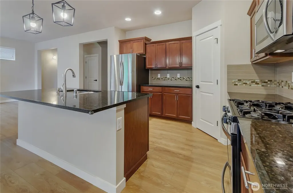7623 163rd Street Ct E Puyallup WA 98375