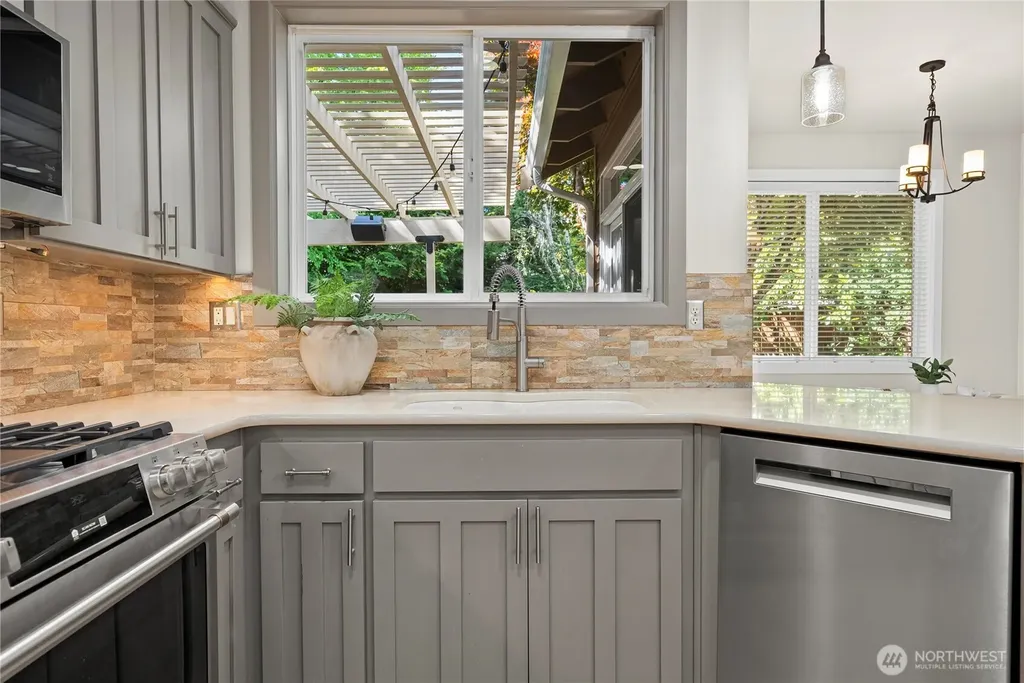 23100 SE 238th Street Maple Valley WA 98038