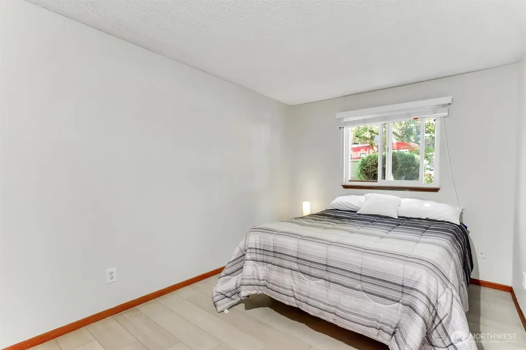 323 75th Street SE Everett WA 98203